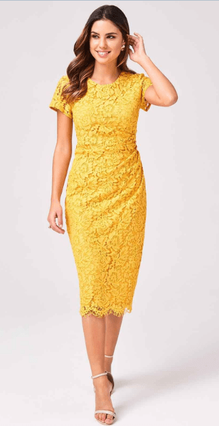 желтое кружевное платье 